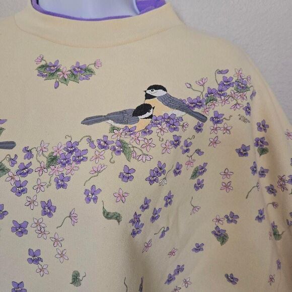 Vintage 90s Floral birds botanical Pullover Sweater Pale yellow size large - Picture 4 of 12